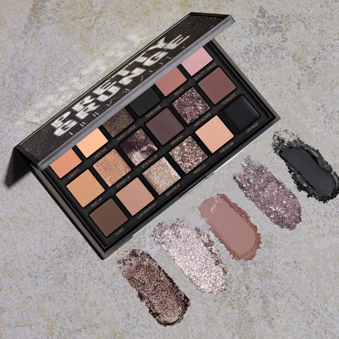 Huda Beauty Pretty Grunge Eyeshadow Palette