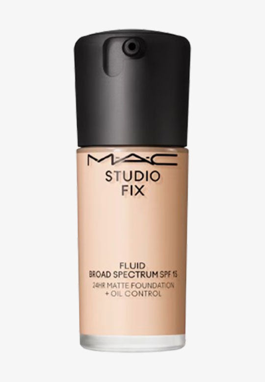 Mac Studio Fix Fluid SPF 15 24HR Matte Foundation + Oil Control Shade NC10