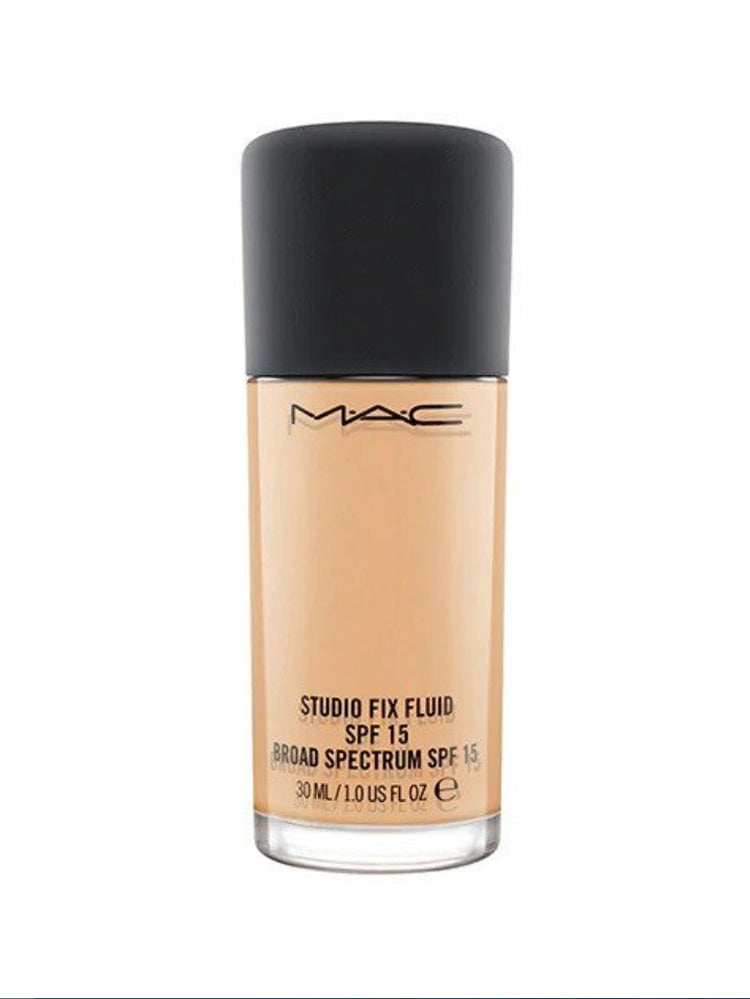 MAC Studio Fix Fluid SPF 15 Foundation - NC12