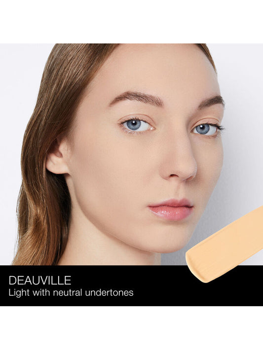 NARS Soft Matte Complete Foundation-DEAUVILLE-L4 - Light with neutral undertones