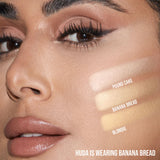 Huda Beauty Easy Bake and Snatch Pressed Brightening and Setting Powder Shade  Banana Bread (Light to Tan skin tones with golden undertones)