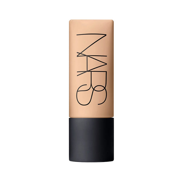 Nars Soft Matte Complete Foundation Patagonia
M1.2 - Medium with neutral undertones