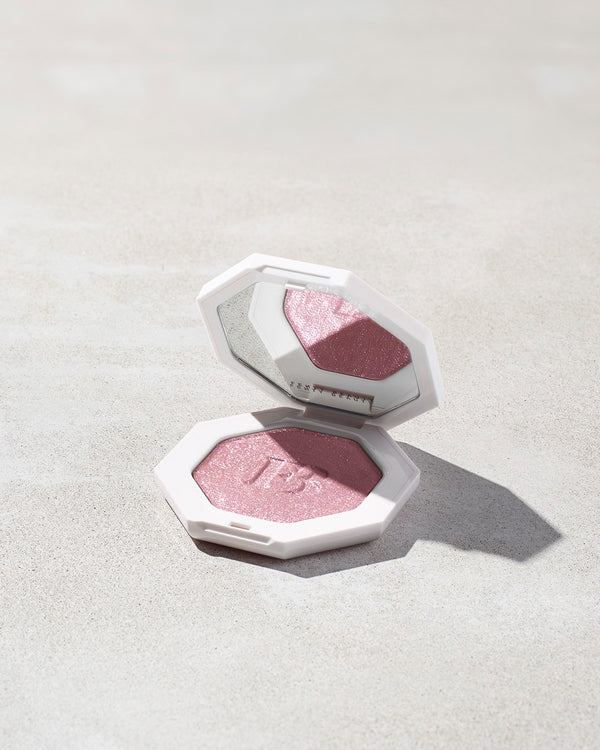 Fenty Beauty Killawatt Freestyle Highlighter Wattabrat - 3d baby pink shimmer