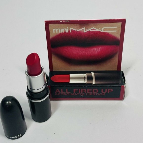 MAC COSMETICS All Fired Up (Bright fuschia matte) mini