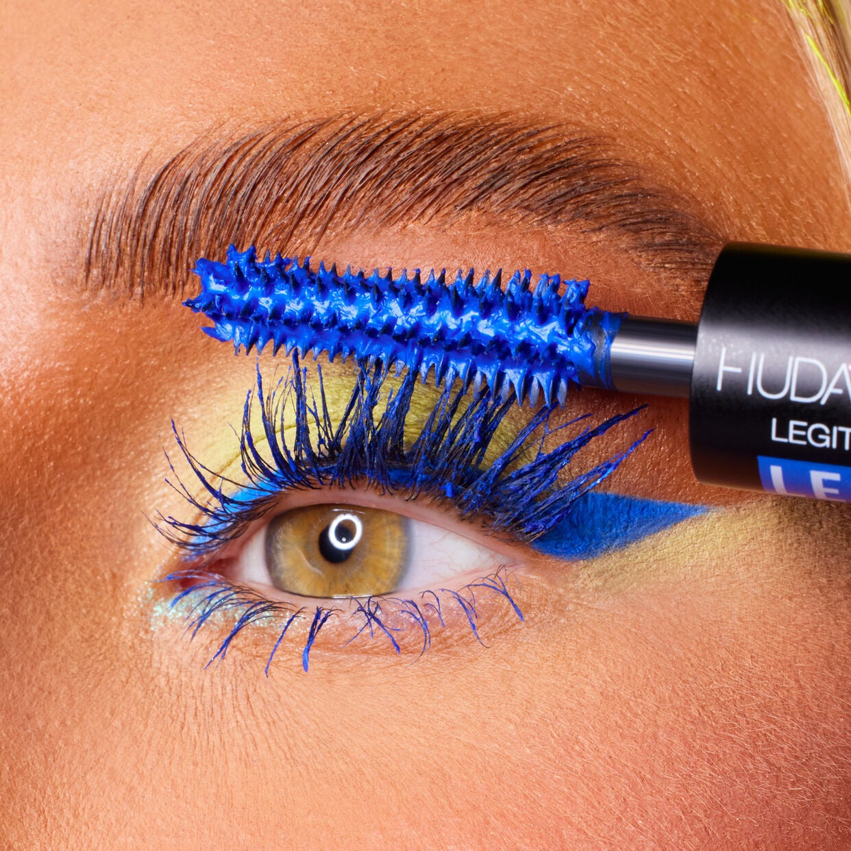 Huda Beauty LEGIT LASHES Double-Ended Volumizing and Lengthening Mascara Electric Blue Mini