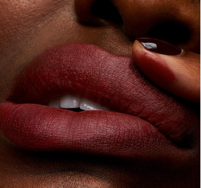 MAC Cosmetics Powder Kiss Lipstick Devoted to Chilli (Warm Brick Red)