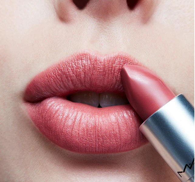 MAC Cosmetics Matte Lipstick Mehr (Mid-Tone Mauve Pink) full size